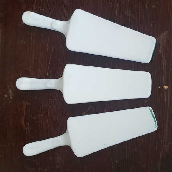 Three Christmas Cake Servers - Picture 3 of 3